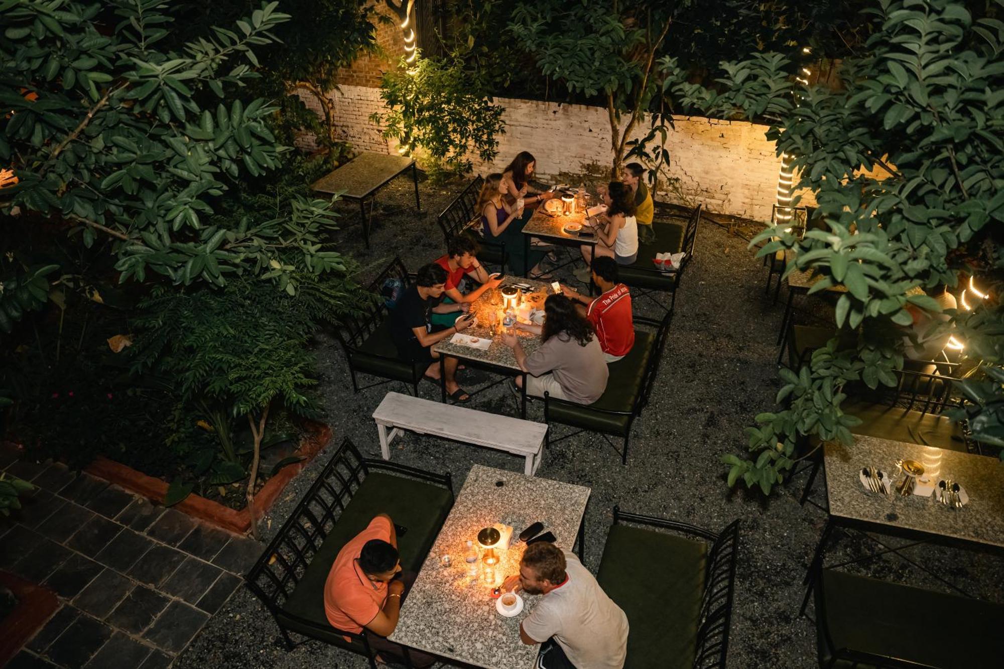 Kwabahal Boutique Hostel Катманду Екстер'єр фото
