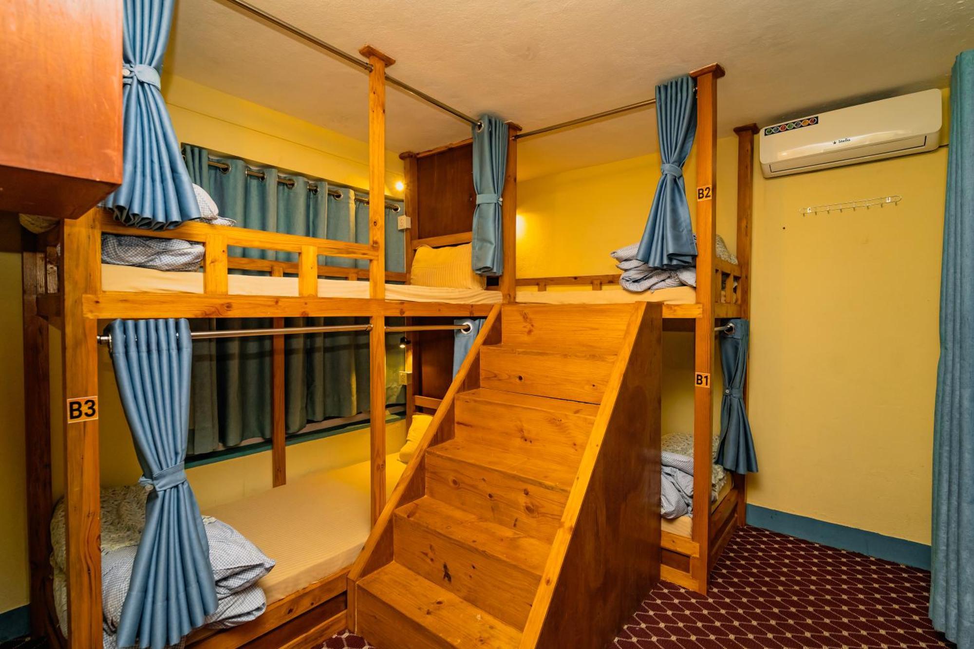 Kwabahal Boutique Hostel Катманду Екстер'єр фото