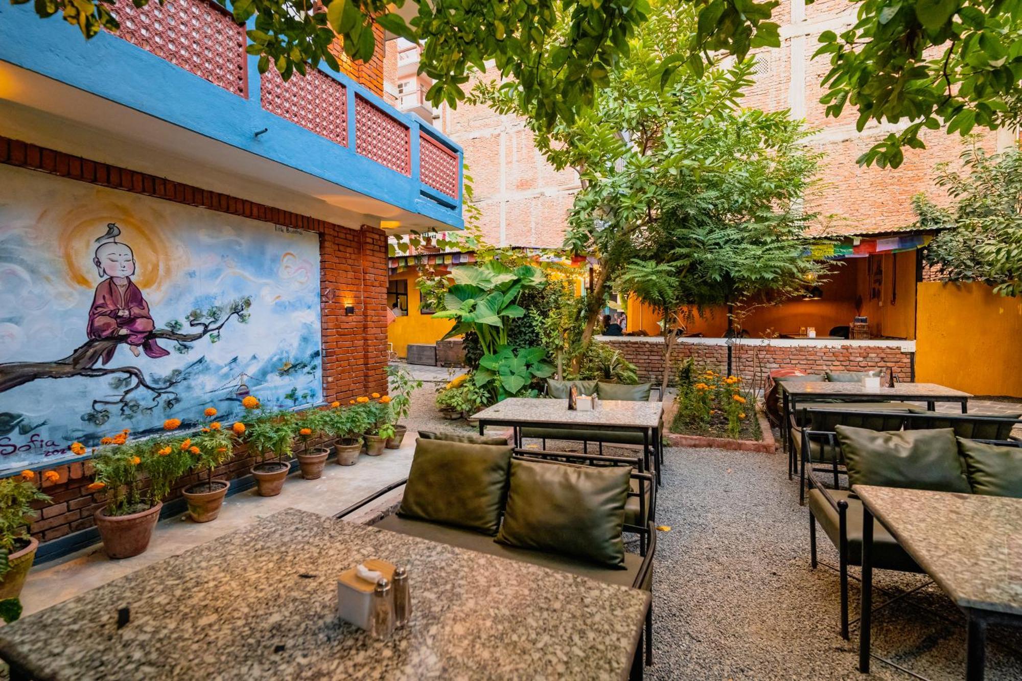 Kwabahal Boutique Hostel Катманду Екстер'єр фото